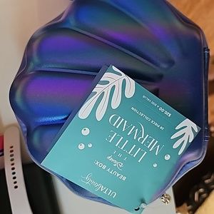 NWT Disney little mermaid make up shell limited edition